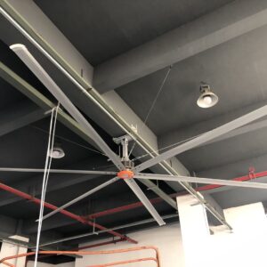 Large-diameter HVLS ceiling fan in heavy industry plant